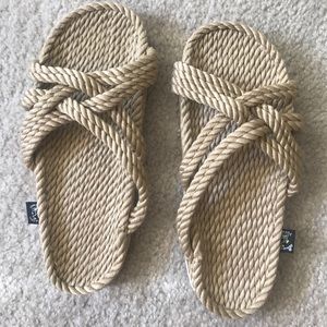 Nomadic State of Mind - slip on with sole